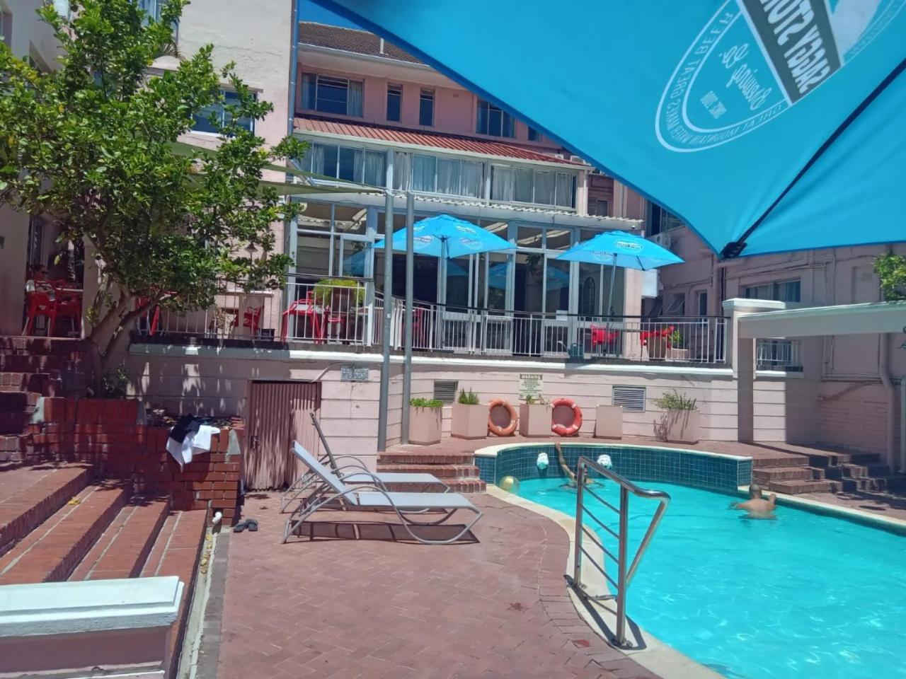 Auberge Gardens * Cape Town